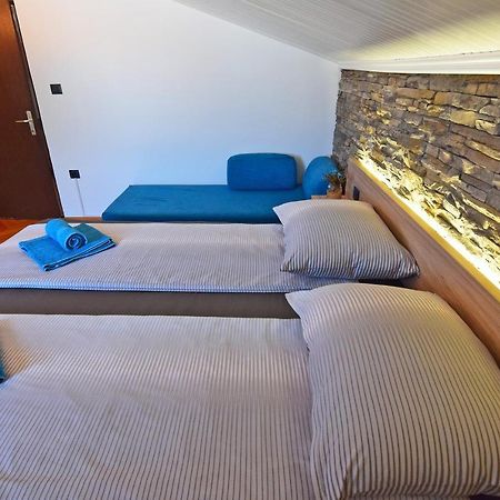 Apartment Leona Пула Екстериор снимка