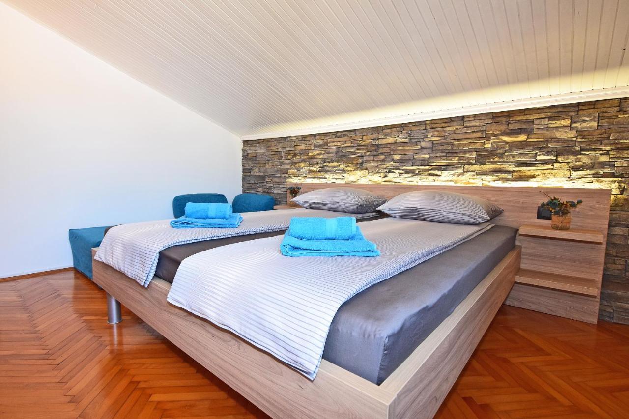 Apartment Leona Пула Екстериор снимка