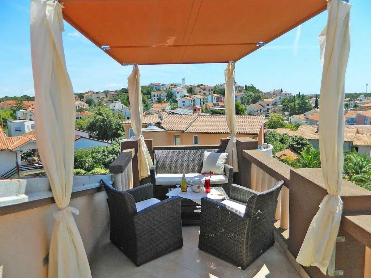 Apartment Leona Пула Екстериор снимка