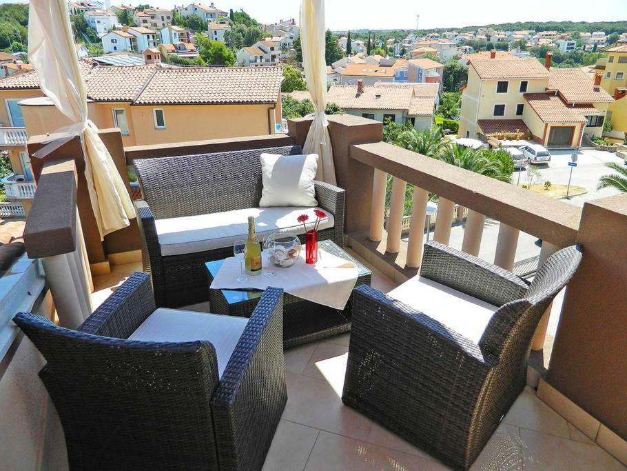 Apartment Leona Пула Екстериор снимка